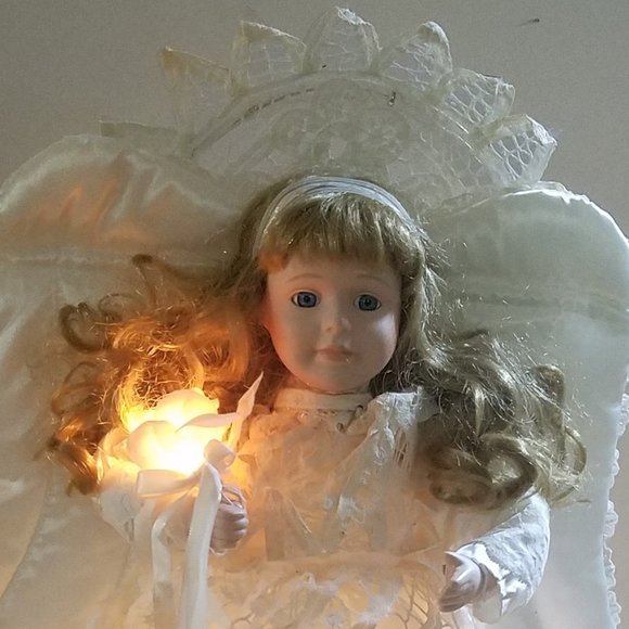 Christmas Angel Tree Topper Lighted Animated Tree Top or Desktop Decor - Picture 4 of 8